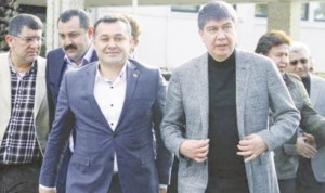 baskan-yucel-den-ornek-davranis