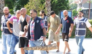 antalya-daki-luks-cipli-gasp-a-dort-tutuklama-7631697_x_o