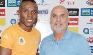 alanyaspor-wilde-donald-guerrier-ile-sozlesme-imzaladi-001