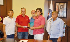 guney-mahmutlar-muhtari-4