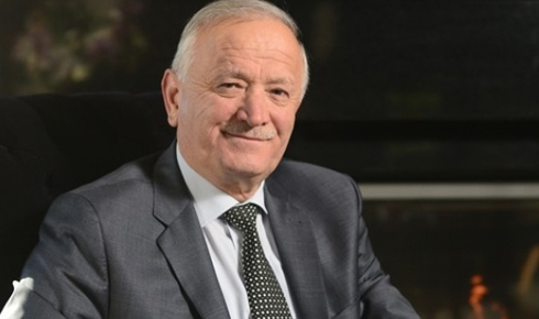 nuri-demir-tek-gayem-hizmet