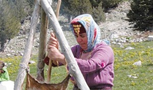 Toroslarda-Yoruk-kadini