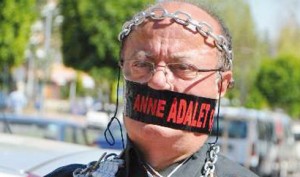 duran-adam-eylemi-ya-93.HaberCity.net