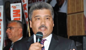 mhp-li-celik-secimler-karunlasan-ak-partililere_8996_o