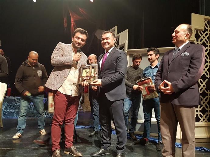 ALANYA BELEDİYE TİYATROSU YUVAYA DÖNDÜ ALANYA BELEDİYE TİYATROSU YUVAYA DÖNDÜ