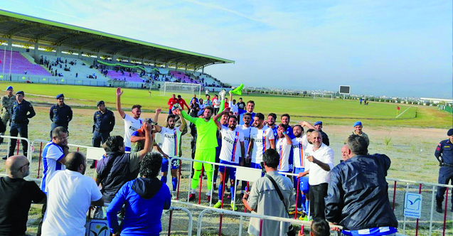 kestelspor_4_atti_ve_liderligi_kapti_h388606_92862