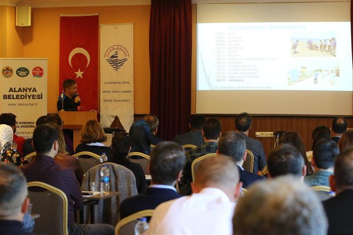 MAVİ BAYRAKLI TESİSLER SEZON SONU DEĞERLENDİRME TOPLANTISINDA BULUŞTU MAVİ BAYRAKLI TESİSLER SEZON SONU DEĞERLENDİRME TOPLANTISINDA BULUŞTU