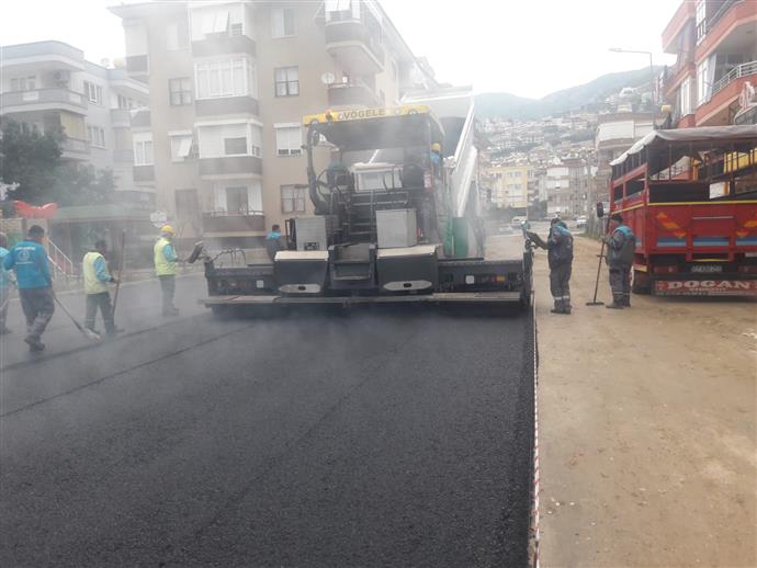 HACET MAHALLESİ’NE SICAK ASFALT HACET MAHALLESİ’NE SICAK ASFALT