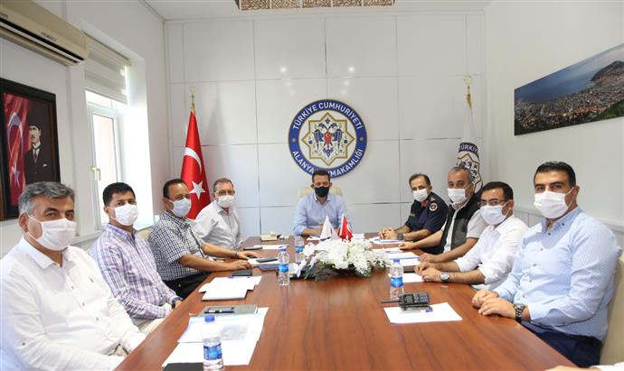 ALANYA’DA ORMAN YANGINLARINA KARŞI YENİ KARARLAR ALINDI ALANYA’DA ORMAN YANGINLARINA KARŞI YENİ KARARLAR ALINDI