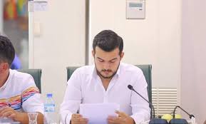 nazmi_zavlak