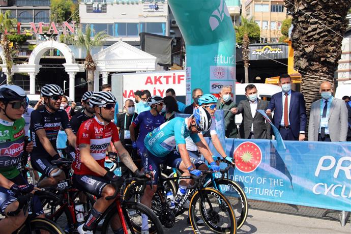 CUMHURBAŞKANLIĞI BİSİKLET TURU’NUN 4. ETABI ALANYA’DA START ALDI CUMHURBAŞKANLIĞI BİSİKLET TURU’NUN 4. ETABI ALANYA’DA START ALDI