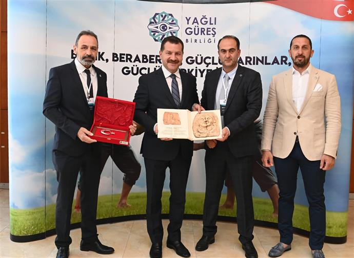 YAĞLI GÜREŞ DÜZENLEYEN KENTLER BİRLİĞİ MECLİSİ ANTALYA’DA GERÇEKLEŞTİRİLDİ YAĞLI GÜREŞ DÜZENLEYEN KENTLER BİRLİĞİ MECLİSİ ANTALYA’DA GERÇEKLEŞTİRİLDİ
