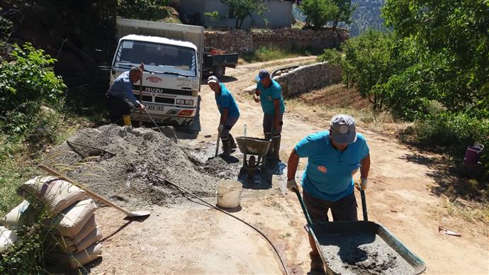 ALANYA BELEDİYESİ, ENGELLİ VATANDAŞ İÇİN YAYLADA BETON YOL YAPTI ALANYA BELEDİYESİ, ENGELLİ VATANDAŞ İÇİN YAYLADA BETON YOL YAPTI
