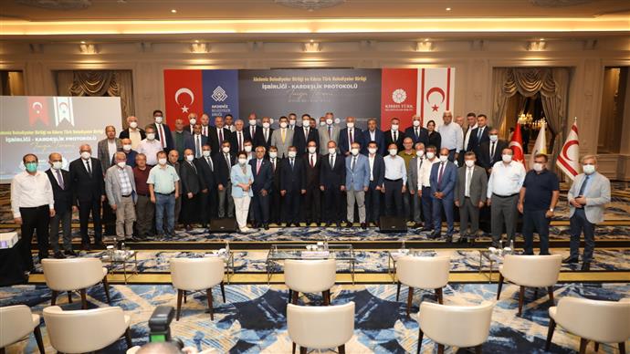 BAŞKAN YÜCEL , “İŞBİRLİĞİ VE KARDEŞLİK PROTOKOLÜ” İÇİN KIBRIS’TA BAŞKAN YÜCEL , “İŞBİRLİĞİ VE KARDEŞLİK PROTOKOLÜ” İÇİN KIBRIS’TA
